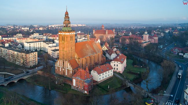 Lidzbark Warminski, kosciol parafialny, 27.12.2017 r.. EU, PL, warm-maz. Lotnicze.